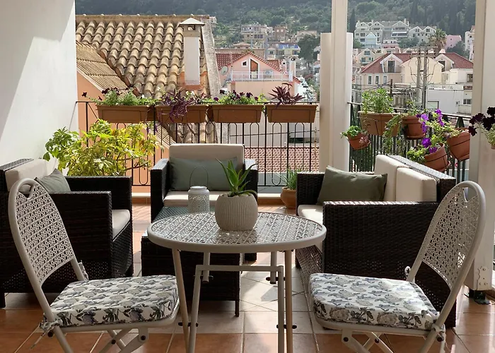 Rouchotas Apartments